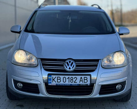 Серый Фольксваген Гольф, объемом двигателя 1.6 л и пробегом 242 тыс. км за 4900 $, фото 3 на Automoto.ua
