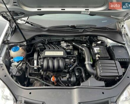 Серый Фольксваген Гольф, объемом двигателя 1.6 л и пробегом 198 тыс. км за 6899 $, фото 65 на Automoto.ua