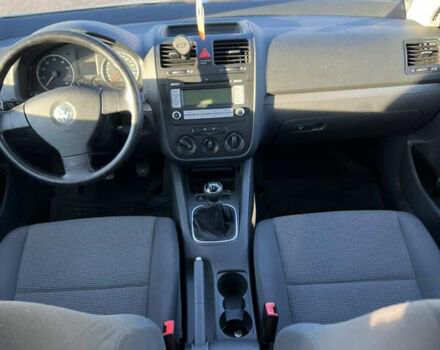 Серый Фольксваген Гольф, объемом двигателя 1.6 л и пробегом 200 тыс. км за 6300 $, фото 13 на Automoto.ua