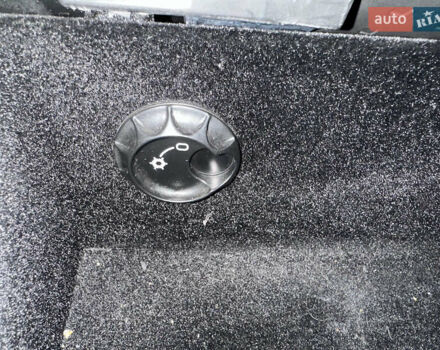 Сірий Фольксваген Гольф, об'ємом двигуна 1.39 л та пробігом 254 тис. км за 5200 $, фото 44 на Automoto.ua