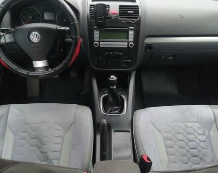 Серый Фольксваген Гольф, объемом двигателя 1.9 л и пробегом 280 тыс. км за 5200 $, фото 21 на Automoto.ua