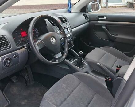 Серый Фольксваген Гольф, объемом двигателя 2 л и пробегом 350 тыс. км за 5999 $, фото 41 на Automoto.ua