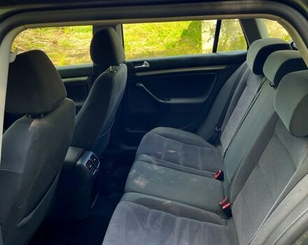 Серый Фольксваген Гольф, объемом двигателя 1.6 л и пробегом 227 тыс. км за 5300 $, фото 1 на Automoto.ua