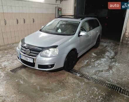 Серый Фольксваген Гольф, объемом двигателя 1.39 л и пробегом 257 тыс. км за 5500 $, фото 1 на Automoto.ua