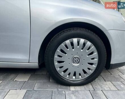 Серый Фольксваген Гольф, объемом двигателя 1.6 л и пробегом 198 тыс. км за 6899 $, фото 29 на Automoto.ua