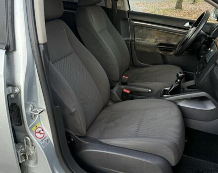 Сірий Фольксваген Гольф, об'ємом двигуна 1.9 л та пробігом 270 тис. км за 4700 $, фото 22 на Automoto.ua