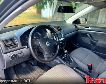 Сірий Фольксваген Гольф, об'ємом двигуна 1.6 л та пробігом 185 тис. км за 5999 $, фото 6 на Automoto.ua