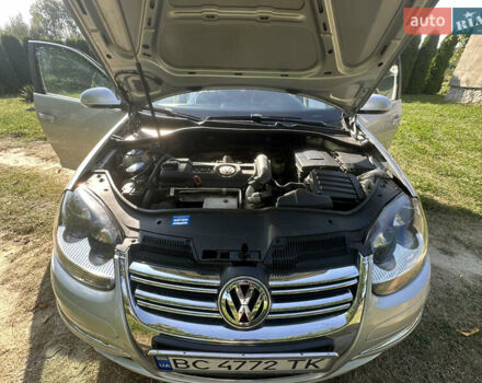 Сірий Фольксваген Гольф, об'ємом двигуна 1.39 л та пробігом 214 тис. км за 6200 $, фото 7 на Automoto.ua