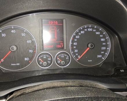 Серый Фольксваген Гольф, объемом двигателя 1.39 л и пробегом 257 тыс. км за 5500 $, фото 7 на Automoto.ua