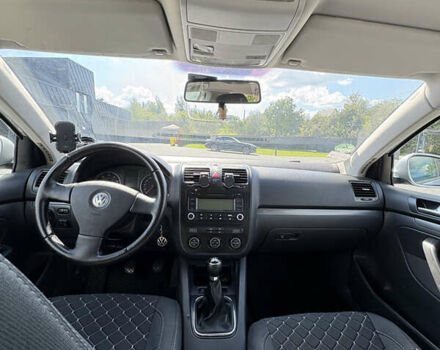 Серый Фольксваген Гольф, объемом двигателя 1.6 л и пробегом 204 тыс. км за 6600 $, фото 11 на Automoto.ua