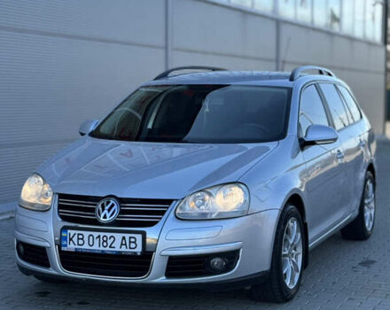 Серый Фольксваген Гольф, объемом двигателя 1.6 л и пробегом 242 тыс. км за 4900 $, фото 2 на Automoto.ua