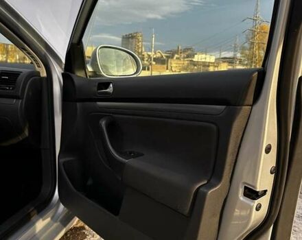 Сірий Фольксваген Гольф, об'ємом двигуна 1.6 л та пробігом 221 тис. км за 5500 $, фото 24 на Automoto.ua