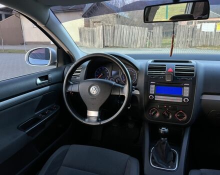 Сірий Фольксваген Гольф, об'ємом двигуна 1.4 л та пробігом 187 тис. км за 5200 $, фото 8 на Automoto.ua