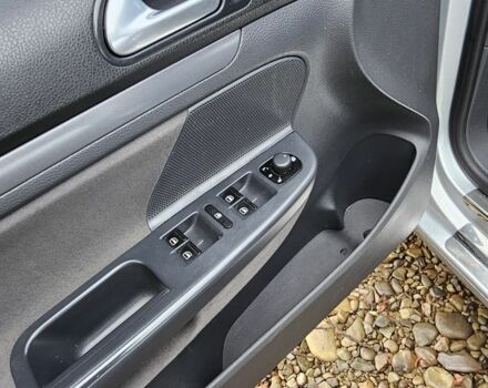 Серый Фольксваген Гольф, объемом двигателя 1.9 л и пробегом 197 тыс. км за 5393 $, фото 10 на Automoto.ua