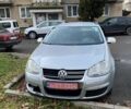 Серый Фольксваген Гольф, объемом двигателя 1.4 л и пробегом 200 тыс. км за 4000 $, фото 1 на Automoto.ua