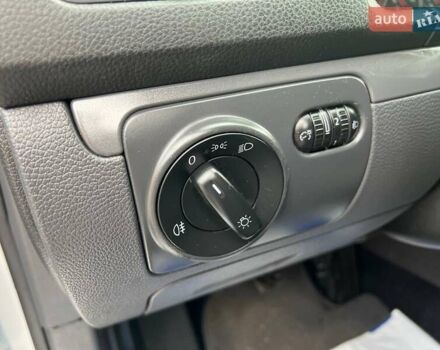 Серый Фольксваген Гольф, объемом двигателя 1.6 л и пробегом 198 тыс. км за 6899 $, фото 48 на Automoto.ua