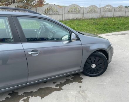 Серый Фольксваген Гольф, объемом двигателя 1.6 л и пробегом 254 тыс. км за 5300 $, фото 4 на Automoto.ua