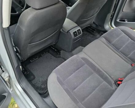 Серый Фольксваген Гольф, объемом двигателя 1.4 л и пробегом 261 тыс. км за 4999 $, фото 28 на Automoto.ua