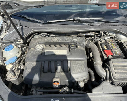 Серый Фольксваген Гольф, объемом двигателя 1.6 л и пробегом 204 тыс. км за 6600 $, фото 8 на Automoto.ua