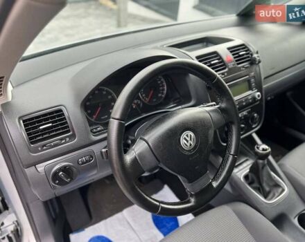 Серый Фольксваген Гольф, объемом двигателя 1.6 л и пробегом 198 тыс. км за 6899 $, фото 42 на Automoto.ua