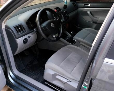 Серый Фольксваген Гольф, объемом двигателя 1.4 л и пробегом 235 тыс. км за 6000 $, фото 8 на Automoto.ua