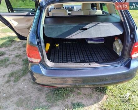 Серый Фольксваген Гольф, объемом двигателя 1.4 л и пробегом 213 тыс. км за 5500 $, фото 8 на Automoto.ua