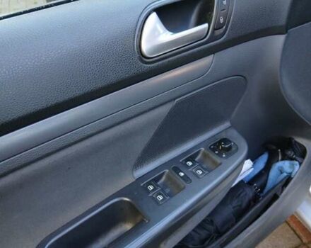 Серый Фольксваген Гольф, объемом двигателя 1.9 л и пробегом 275 тыс. км за 5500 $, фото 14 на Automoto.ua