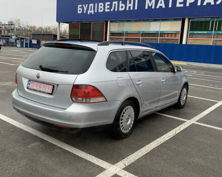 Серый Фольксваген Гольф, объемом двигателя 1.4 л и пробегом 243 тыс. км за 4600 $, фото 3 на Automoto.ua