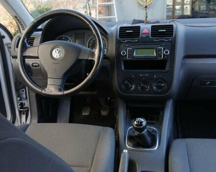 Серый Фольксваген Гольф, объемом двигателя 1.9 л и пробегом 275 тыс. км за 5500 $, фото 13 на Automoto.ua