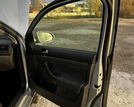 Сірий Фольксваген Гольф, об'ємом двигуна 1.6 л та пробігом 221 тис. км за 5500 $, фото 19 на Automoto.ua