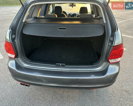 Сірий Фольксваген Гольф, об'ємом двигуна 1.39 л та пробігом 254 тис. км за 5200 $, фото 16 на Automoto.ua