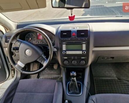 Серый Фольксваген Гольф, объемом двигателя 1.97 л и пробегом 320 тыс. км за 6700 $, фото 21 на Automoto.ua