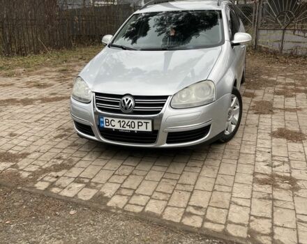 Серый Фольксваген Гольф, объемом двигателя 1.6 л и пробегом 240 тыс. км за 3950 $, фото 1 на Automoto.ua