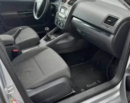 Серый Фольксваген Гольф, объемом двигателя 1.9 л и пробегом 400 тыс. км за 3250 $, фото 5 на Automoto.ua