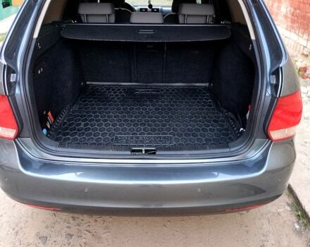 Серый Фольксваген Гольф, объемом двигателя 1.4 л и пробегом 235 тыс. км за 6000 $, фото 3 на Automoto.ua