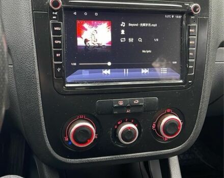 Серый Фольксваген Гольф, объемом двигателя 1.6 л и пробегом 240 тыс. км за 3950 $, фото 8 на Automoto.ua