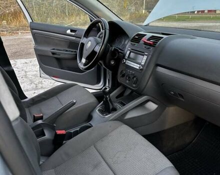 Сірий Фольксваген Гольф, об'ємом двигуна 1.6 л та пробігом 221 тис. км за 5500 $, фото 16 на Automoto.ua