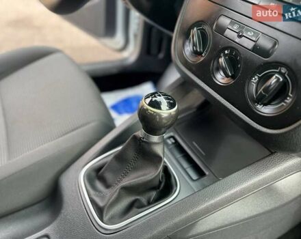 Серый Фольксваген Гольф, объемом двигателя 1.6 л и пробегом 198 тыс. км за 6899 $, фото 44 на Automoto.ua