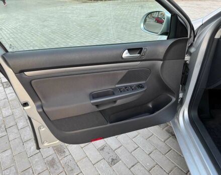 Серый Фольксваген Гольф, объемом двигателя 1.6 л и пробегом 193 тыс. км за 6450 $, фото 13 на Automoto.ua