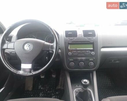 Сірий Фольксваген Гольф, об'ємом двигуна 1.39 л та пробігом 225 тис. км за 4700 $, фото 8 на Automoto.ua