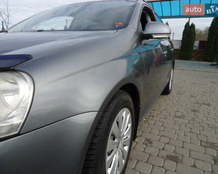 Серый Фольксваген Гольф, объемом двигателя 1.9 л и пробегом 290 тыс. км за 5600 $, фото 9 на Automoto.ua