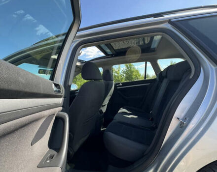 Серый Фольксваген Гольф, объемом двигателя 1.6 л и пробегом 220 тыс. км за 7300 $, фото 42 на Automoto.ua