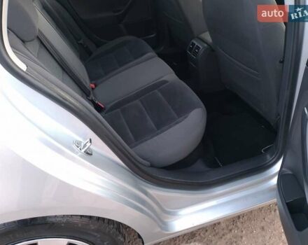 Серый Фольксваген Гольф, объемом двигателя 1.6 л и пробегом 202 тыс. км за 6000 $, фото 26 на Automoto.ua
