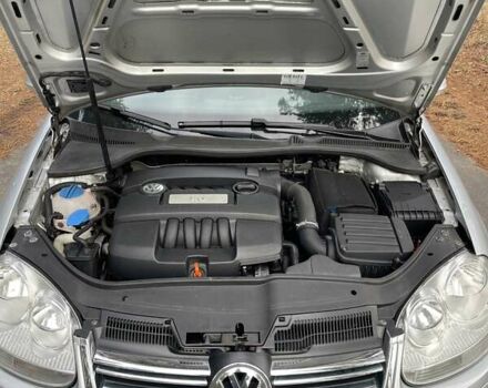 Серый Фольксваген Гольф, объемом двигателя 1.6 л и пробегом 242 тыс. км за 5900 $, фото 30 на Automoto.ua