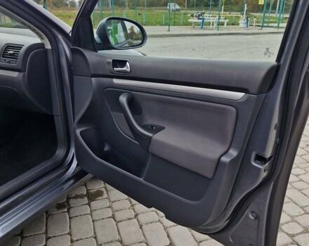 Серый Фольксваген Гольф, объемом двигателя 0 л и пробегом 217 тыс. км за 7500 $, фото 49 на Automoto.ua