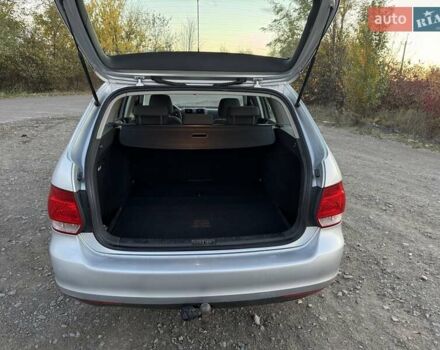 Сірий Фольксваген Гольф, об'ємом двигуна 1.6 л та пробігом 210 тис. км за 5999 $, фото 1 на Automoto.ua