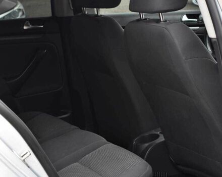 Сірий Фольксваген Гольф, об'ємом двигуна 1.6 л та пробігом 265 тис. км за 5950 $, фото 18 на Automoto.ua