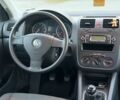 Серый Фольксваген Гольф, объемом двигателя 1.6 л и пробегом 241 тыс. км за 4247 $, фото 6 на Automoto.ua