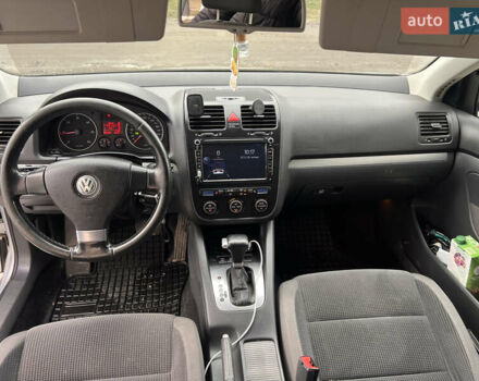 Серый Фольксваген Гольф, объемом двигателя 2 л и пробегом 230 тыс. км за 6200 $, фото 17 на Automoto.ua