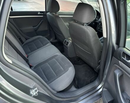 Сірий Фольксваген Гольф, об'ємом двигуна 1.6 л та пробігом 202 тис. км за 5800 $, фото 20 на Automoto.ua
